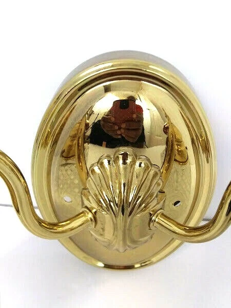 Hinkley Lighting Wall Scounce Sophisticated Brushed Brass Light Fixture - Image 3 of 4