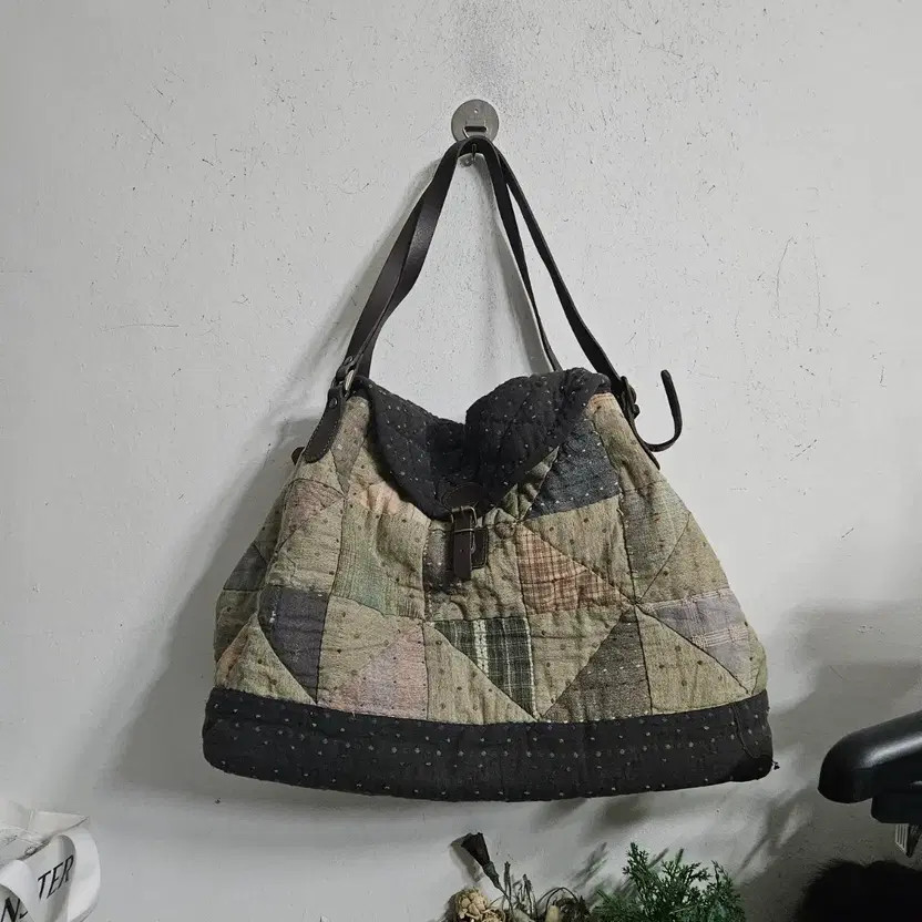 Handmade Patchwork Quilted Shoulder Bag - Recycle… - image 1