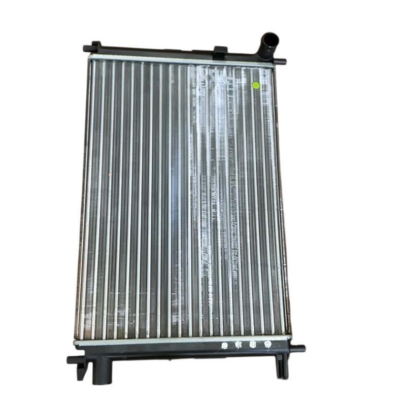 Radiateur moteur Ford Fiesta anti surchauffe pour trajets sereins