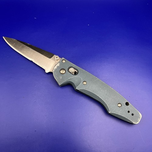 Benchmade 477 S30V Emissary Osborne Assisted Pocket Folding Knife