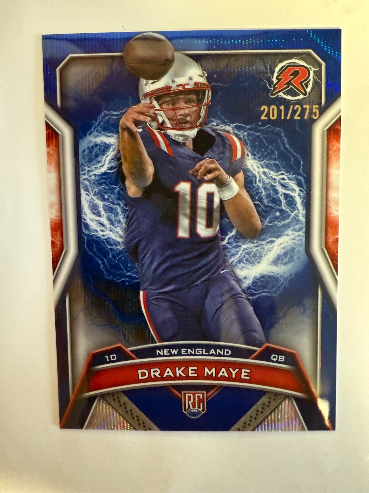 2024 Topps Resurgence - Rookies Drake Maye #164 Navy Surge Refractor /275 (RC)