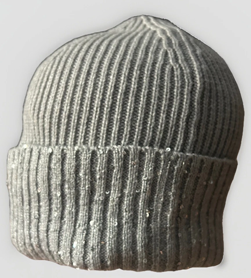 Gorro tejido Michael Kors gris plata lentejuelas logotipo Foto 2 de 4