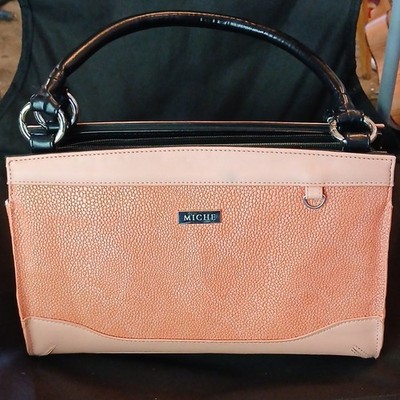 Miche pick purse 