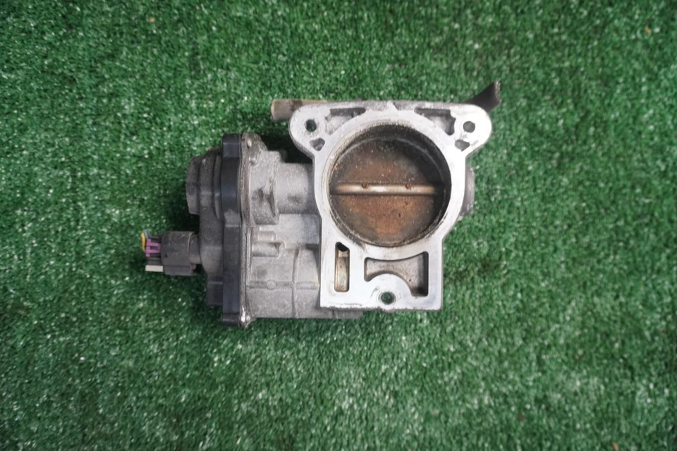 Chevrolet Silverado 1500 2005 2006 4,8 L carrocería del acelerador fabricante de equipos originales 99 k millas 59ZZ25R Foto 2 de 2