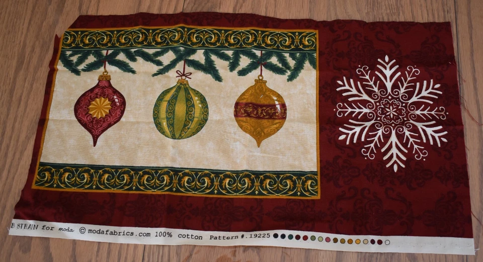 ROYAL HOLIDAY deb strain MODA  snowflakes CHRISTMAS ORNAMENTS burgundy PIECES - Image 3 of 4