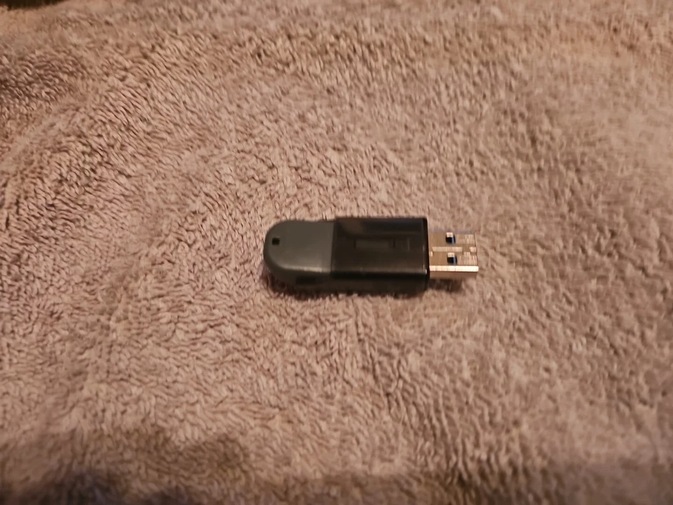 PNY 64GB Turbo Attache 3 USB 3.0 Flash Drive - Image 2 of 3
