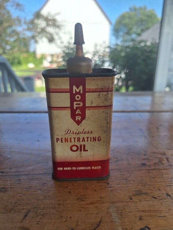 MOPAR Dripless Penetrating Oil Can 4 Fl. Ozs. Part No. 830 668 CHRYSLER 