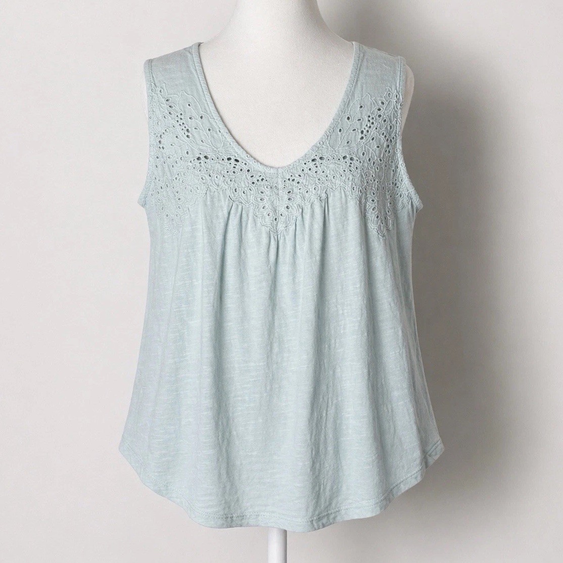 Lucky Brand Womens Sz M Babydoll Sleeveless Boho Blouse Seaglass Eyelet Lace
