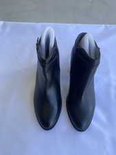 Black Womens Vionic Ankle Boots Size 8.5 US