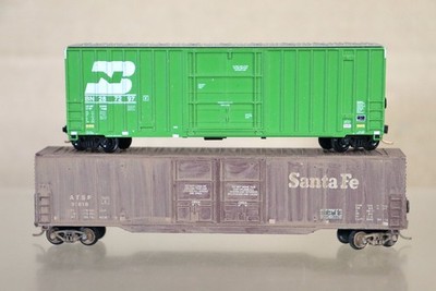 Atlas MICROTRAINS N-Gauge Schiebewagen Boxcar Santa Fe High Cube