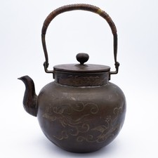 Antique Japanese Copper Kettle Tetsubin Incised Decoration Meiji 19th-20th C