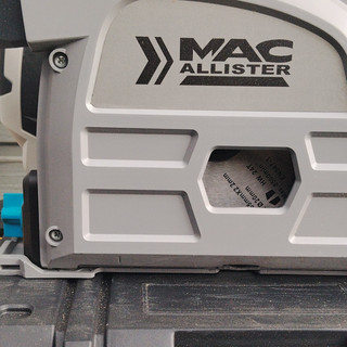Mac Allister Corded Circular Saw Plunge Style 200mm Blade 45° Wood/Plastic