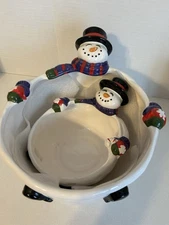 Figi Graphics Vtg Snow Joe Bowl Set;  7.5x11”, 4.5x8” Candy/dip & Chip Bowl EUC