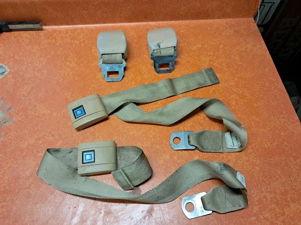 Chevrolet GMC G10 G20 G30 1971-1982 furgoneta conjuntos de cinturón de seguridad delantero de 2 puntos de regazo Foto 4 de 4