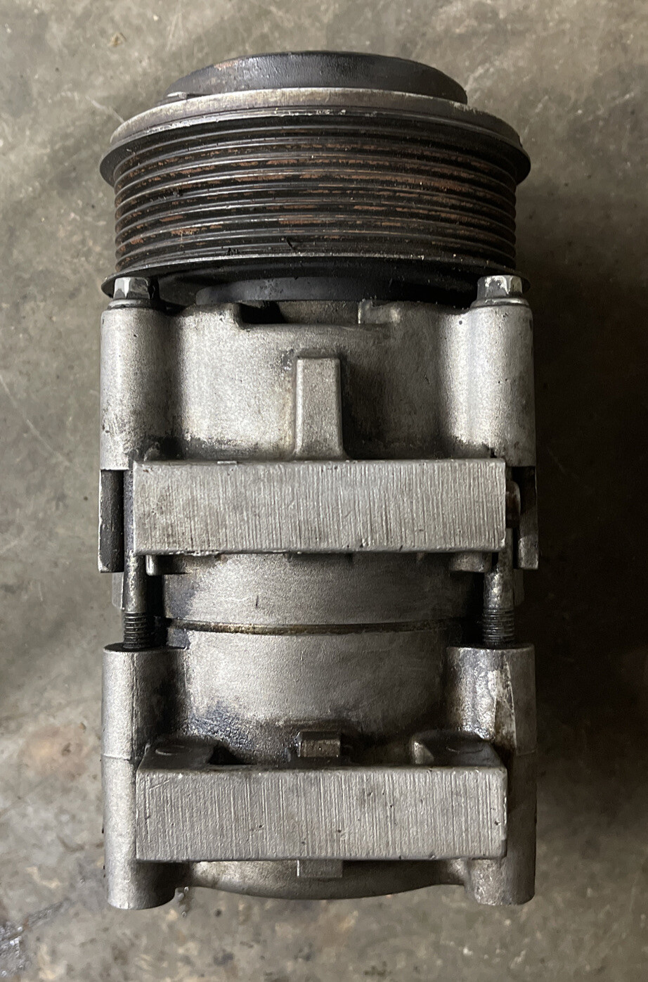 Ford Air Conditioning AC Compressor 8C24-19D629-CC OEM FoMoCo for sale ...