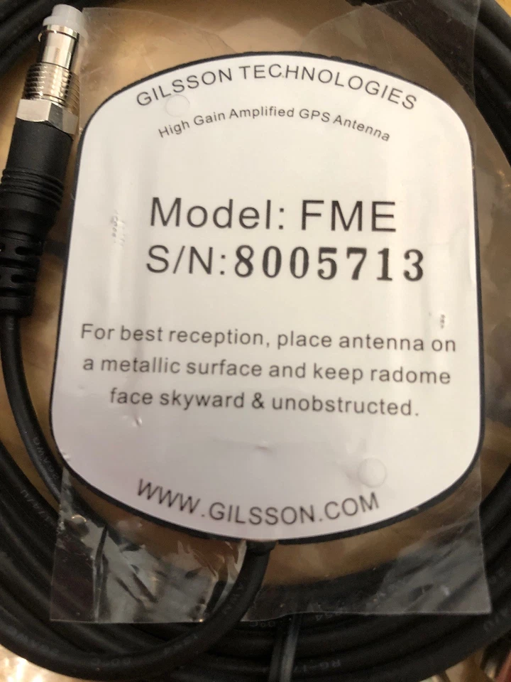 Antena GPS Amplificada Universal Gilsson FME - Cuatro adaptadores incluidos en el kit Foto 2 de 4