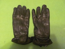 Pair of Vintage Thinsulate Insulation 40 Gram Ladies Leather Gloves Size Medium.