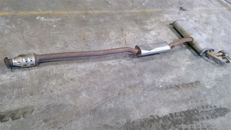 Tubo de escape y silenciador principal Hyundai Tucson 2016-2018 28650-2S150 28700-2S100 Foto 2 de 4