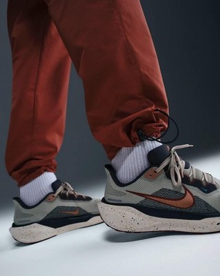 55-39-77！ NIKE SPORTSWEAR N7 OPEN-HEM WOVEN CARGO PANTS MARS STONE MenSz XL
