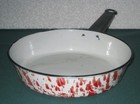 RED WHITE SPLATTER GRANITE WARE SKILLET  8" VINTAGE FARMHOUSE KITCHEN DECOR — photo 4