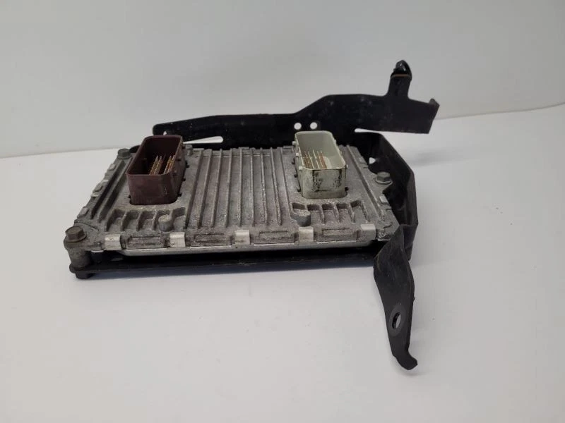 13 Chrysler 200 2013 motor ECM módulo de control electrónico 3,6 L Foto 2 de 4
