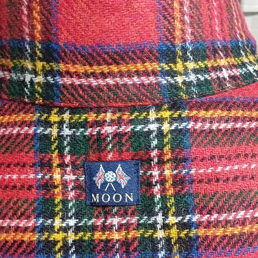 Red Check Pattern Padded Jacket Size 100 Trendy O… - image 10