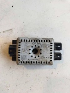 VW GOLF VII 5G1, BQ1, BE1, BE2 Antennenverstärker  5Q0035570 1.60 34698525