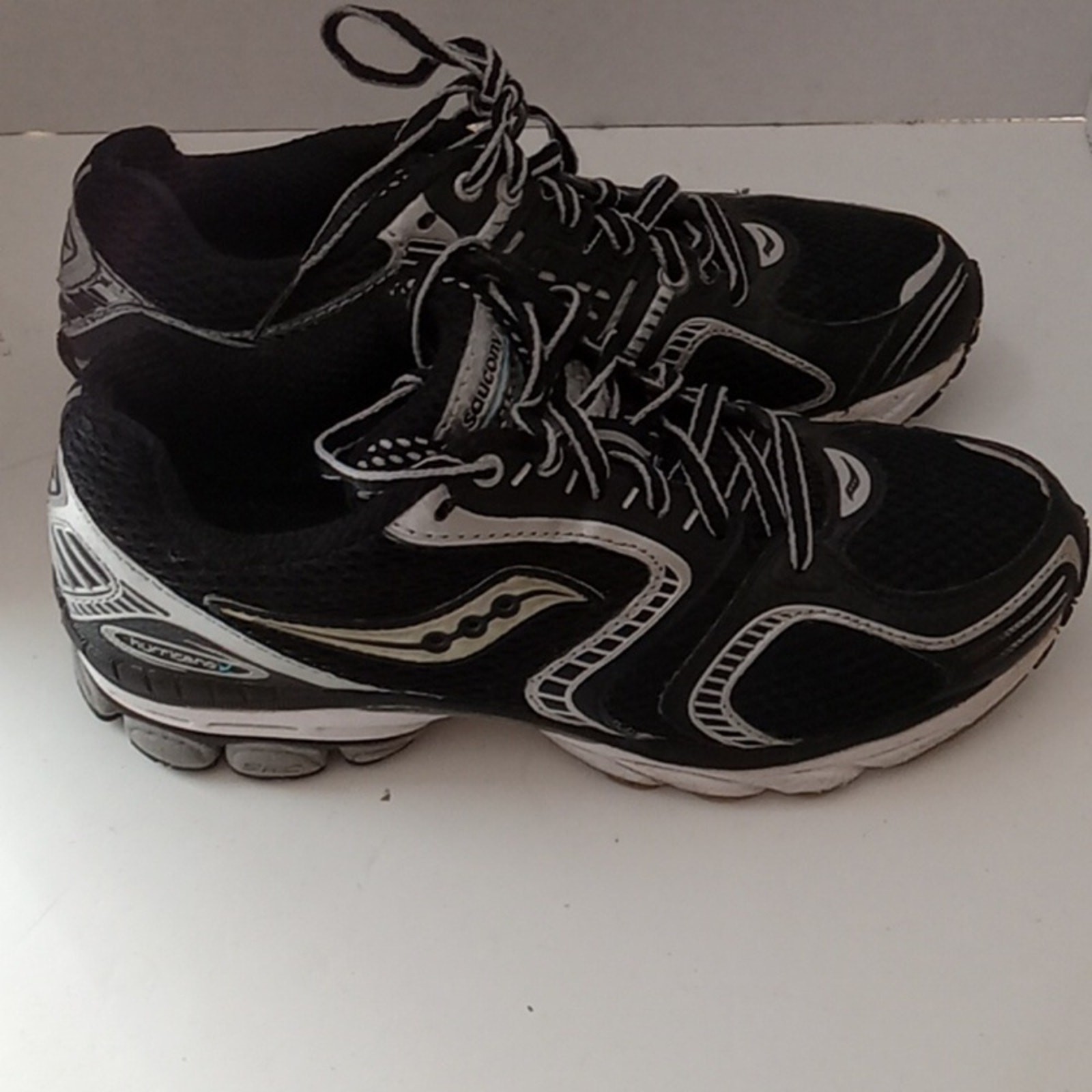 Saucony Women's program hurricane Size 8 sneakers. Atleisure,Comfortable,Casual thumbnail 4