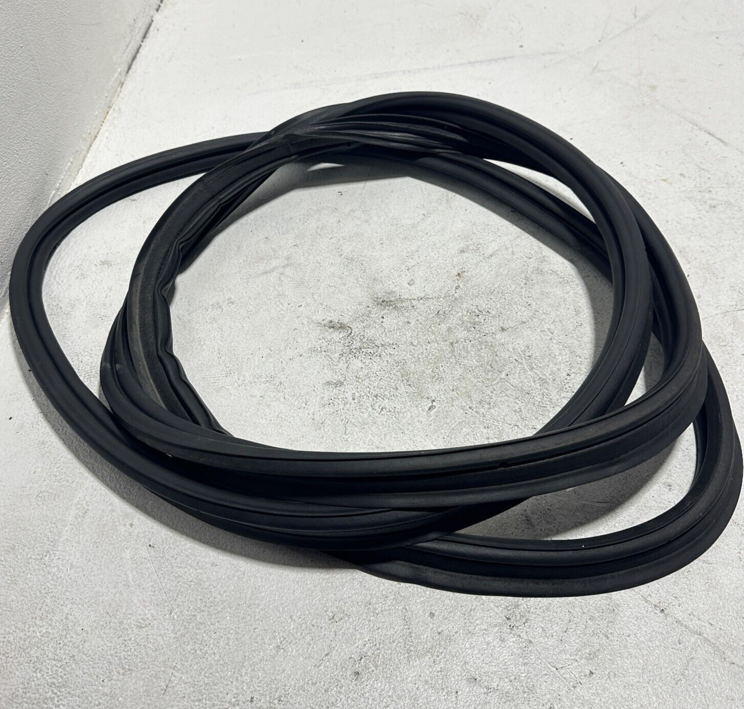HONDA OEM PILOT 2016-2022 TAILGATE LIFTGATE BACK DOOR BODY WEATHERSTRIP SEAL