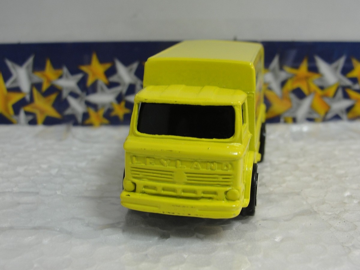 1974 Corgi Juniors Leyland Terrier Ryder Rental Moving Box Truck