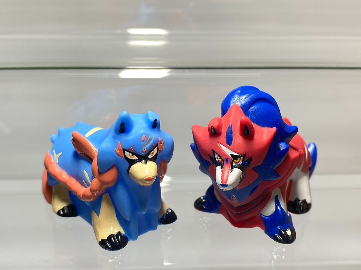 Zacian, Zamazenta Pokemon Monster Bandai Finger Puppet Collection