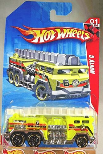 2010 Hot Wheels #181 Race World-City 1/4 5 ALARM Yellow Variation w/Black PR5 Sp - Picture 1 of 5