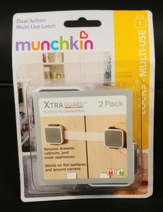 munchkin xtraguard dual action multi use latches