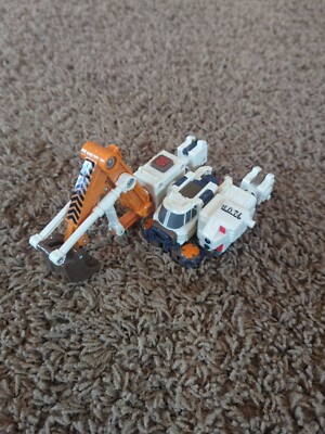 2003 Hasbro Transformers Armada Hoist Action Figure