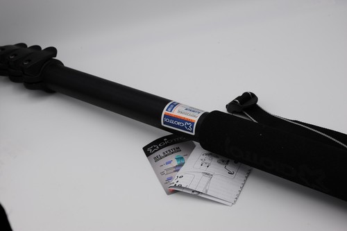 GIOTTOS MML 3270B 3-section professional monopod. In EXC++ cond. 170cm height.