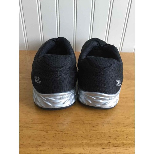New Balance Arishi v2 Black Silver Boys Size 5 - Picture 4 of 7