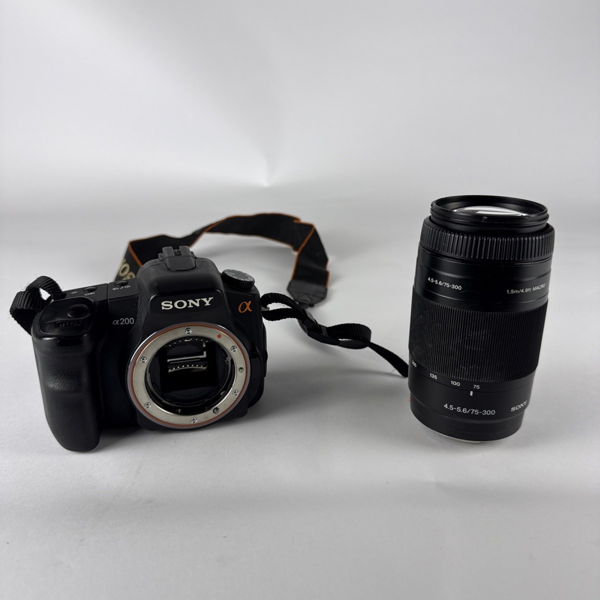 Sony Alpha DSLR-A200 10.2MP Digital SLR Camera - Black (Kit w/ DT