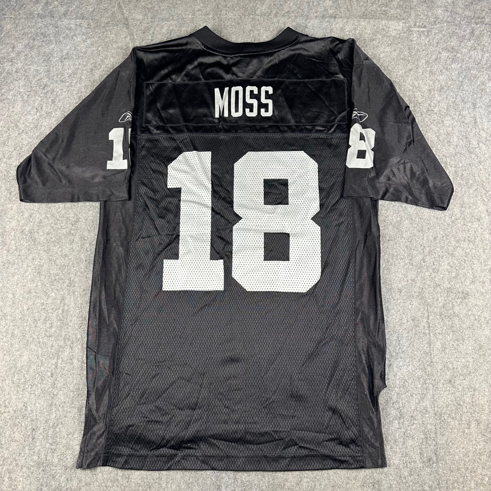 Reebok On Field Oakland Raiders Randy Moss 18 NFL Jersey Black Mens Medium Rare