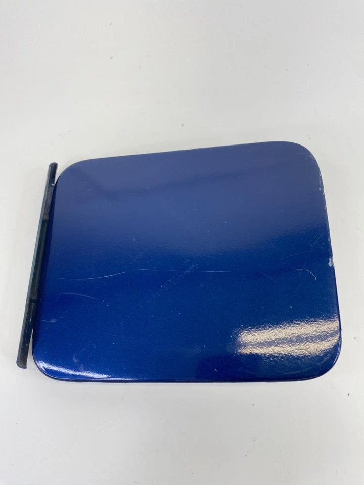 2012-2019 Nissan Versa SEDAN Fuel Filler Door Tank Gas Lid Cover Assy OEM Foto 2 de 4