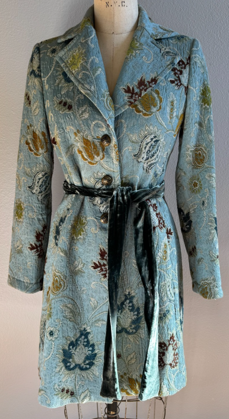 CABI Guinevere Tapestry Brocade Coat Blue Green Floral Velvet Size 2 #371 EUC