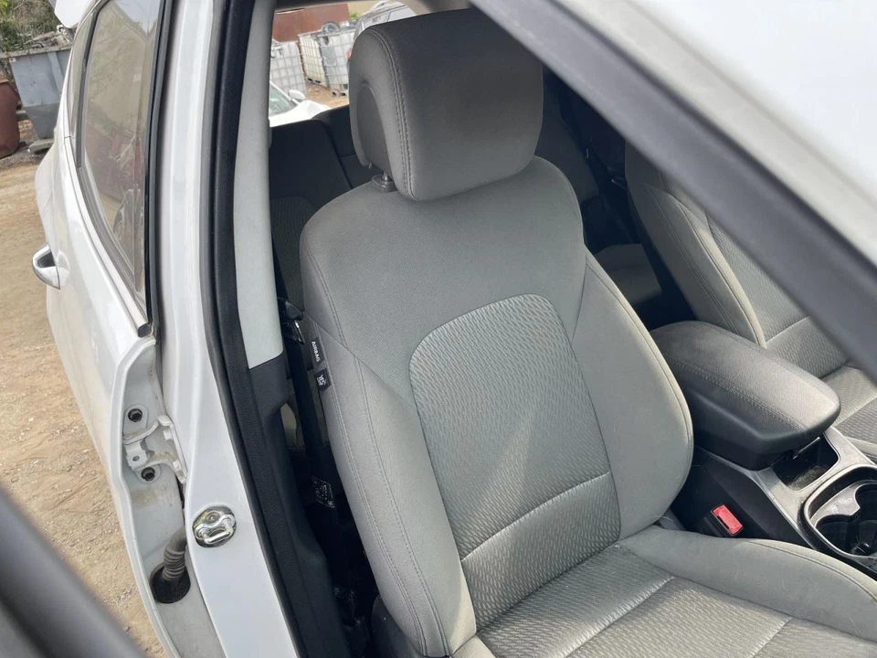 2013-2016 HYUNDAI SANTA FE Right Front Passenger Seat VFG Gray Cloth 966896 - Image 2 of 4