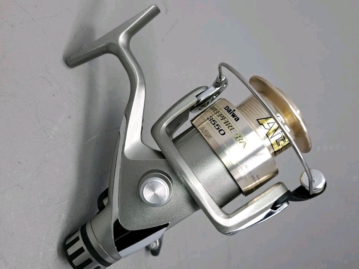 Daiwa SWEEPFIRE-RA 3550 ABS Open Face Spinning Fishing Reel