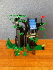 Lego - Castle - 6054 - Forestmen's Hideout - 100% Complete - Instructions