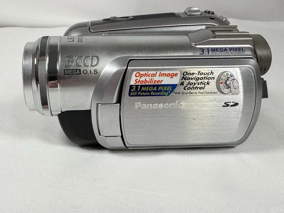 Panasonic PV-GS300 Mini DV Camcorder w/ Accessories And Jeep Carry Case Tested - Image 2 of 4