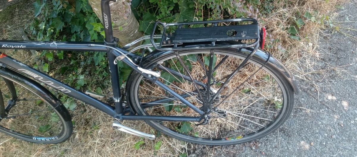 2005 FUJI ROYALE Forza Series 27 SPEED BICYCLE EXC COND Road 2005 FUJI ROYALE Forza Series 27 SPEED BICYCLE EXC COND Road