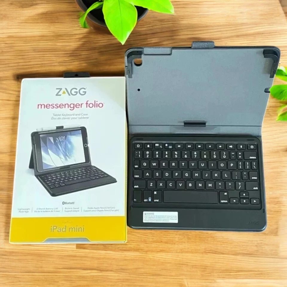 GENUINE ZAGG iPad (Mini 5th & 4th) Generation Smart Folio Case Keyboard Cover - Image 3 of 4
