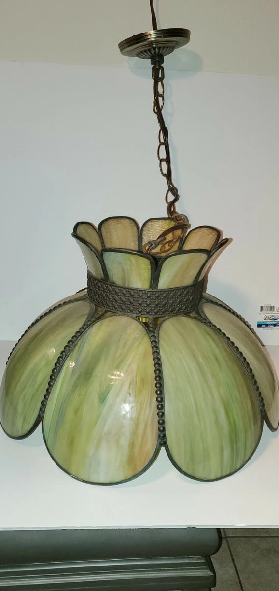 Green stained glass sale lamp