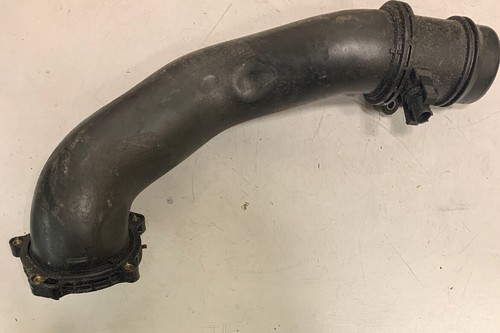 Mercedes C-Klasse W204 Ladeluftrohr Ladeluft Ladeluftleitung A 6510900242