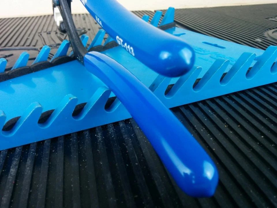 #aj694 ¡NUEVO! Alicates antiestropeantes ajustables de mandíbula suave azul imperial GT113 Foto 3 de 4