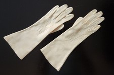 ANTIQUE EDWARDIAN DOESKIN GLOVES, NEVER WORN - GIRL - TEEN - SMALL HANDS Sz 5